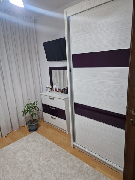 Colentina Rau, Maior Bacila in plan secund,